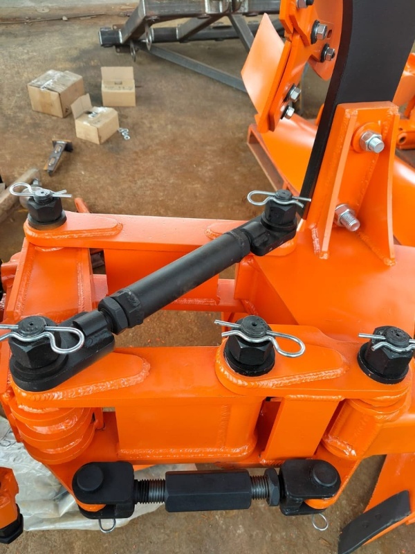 Плуг навесной оборотный 3/35 купить в Рязани – «БДН-АгроКубань», 7