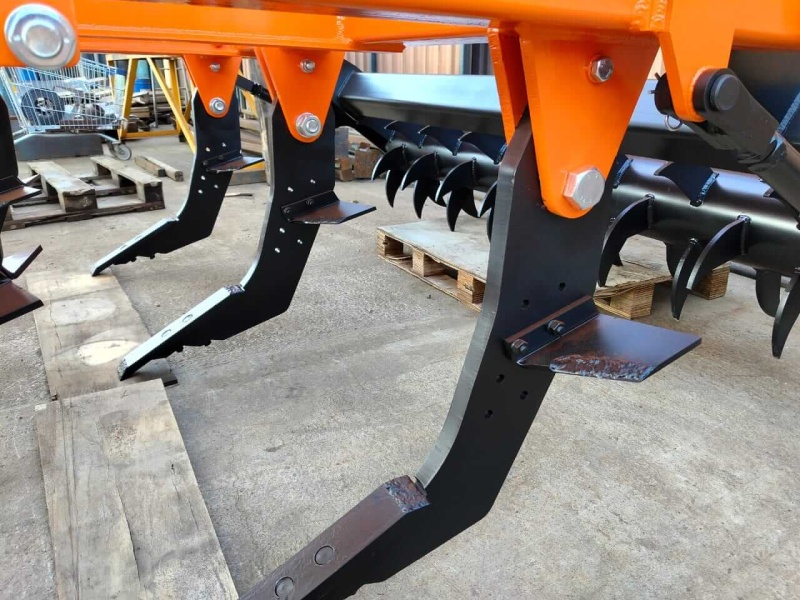 Плуг чизельный навесной ПЧН-2,1Н с зубчатым катком купить в Рязани – «БДН-АгроКубань», 6