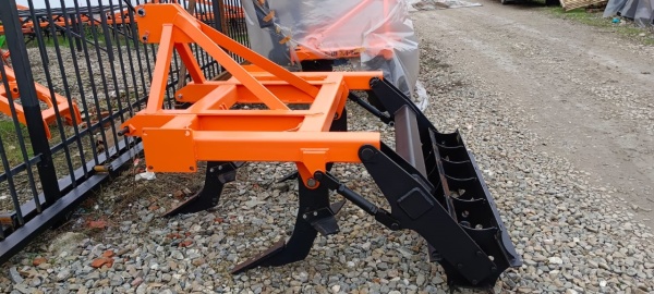 Плуг чизельный ПЧН 1,6 с планчатым катком купить в Рязани – «БДН-АгроКубань», 4