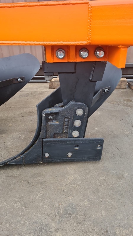 Плуг отвальный ПЛН 3-35 (3 корпуса) купить в Рязани – «БДН-АгроКубань», 3