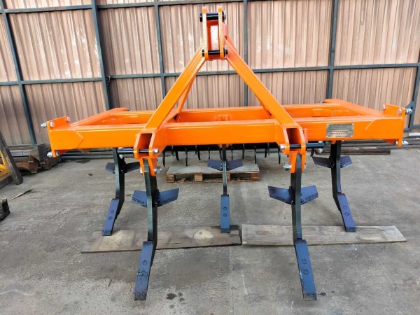 Плуг чизельный навесной ПЧН-2,1Н с зубчатым катком купить в Рязани – «БДН-АгроКубань», 5