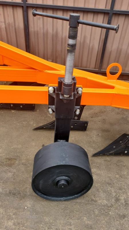 Плуг отвальный ПЛН 3-35 (3 корпуса) купить в Рязани – «БДН-АгроКубань», 4